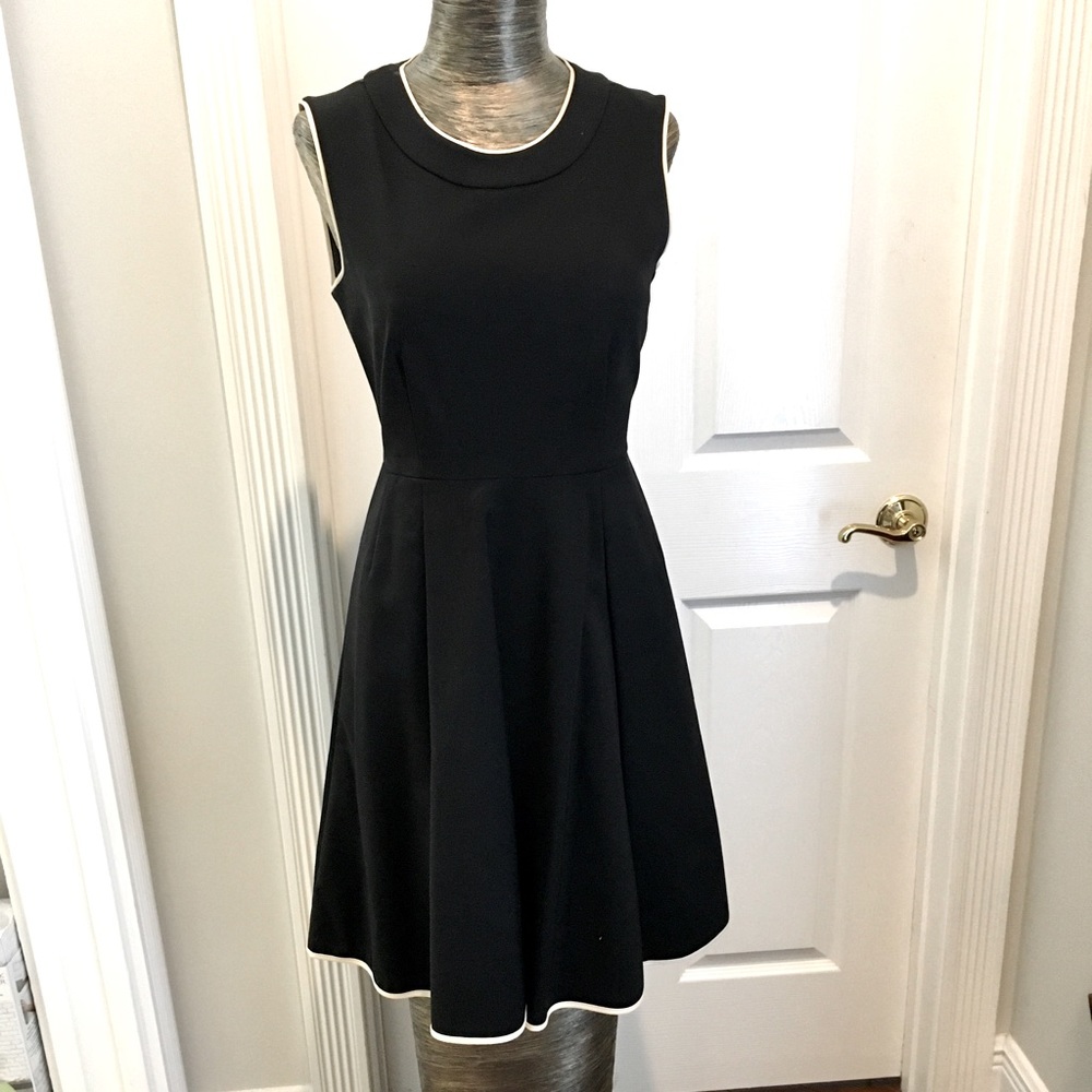 Kate spade sleeveless black dress w/tan trim sz 2